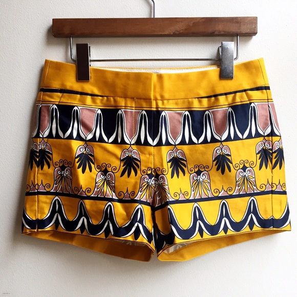J. Crew Pants - 🎉HP🎉 J. Crew Sateen Short in Scroll Print Sz 00