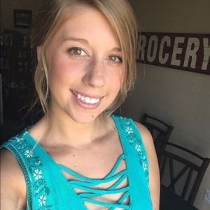 Meet your Posher, Lacy