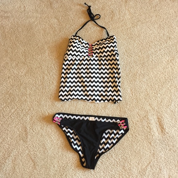 NEW- chevron tankini open back
