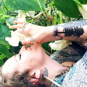 Meet your Posher, Michaela