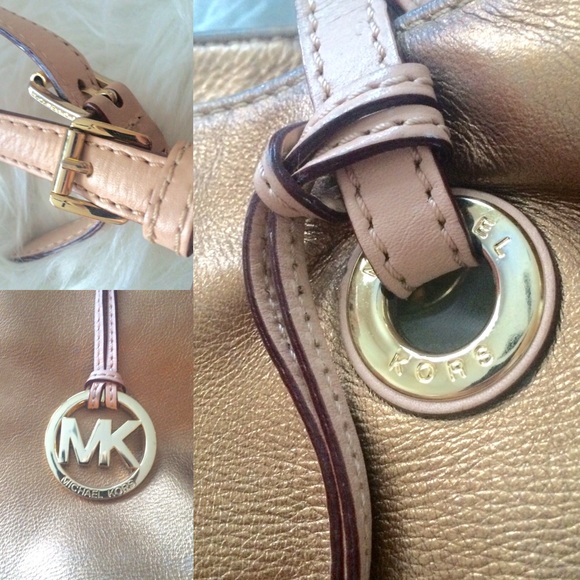 Michael Kors Jet Set Tote - Picture 2 of 4