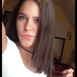 Meet your Posher, Faith