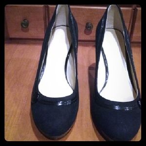 Nine West Black Suede Pumps