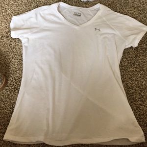 White under armor workout shirt