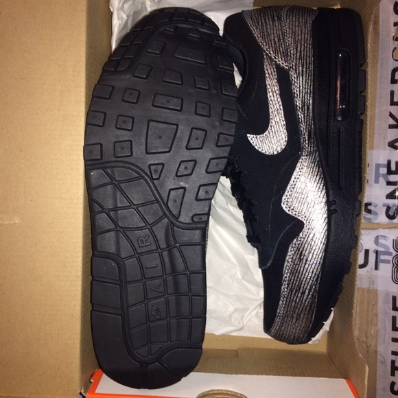 Brand New Women's Air Max 1 PRM - Picture 2 of 2