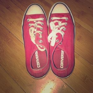 Red converse!🤘🏼