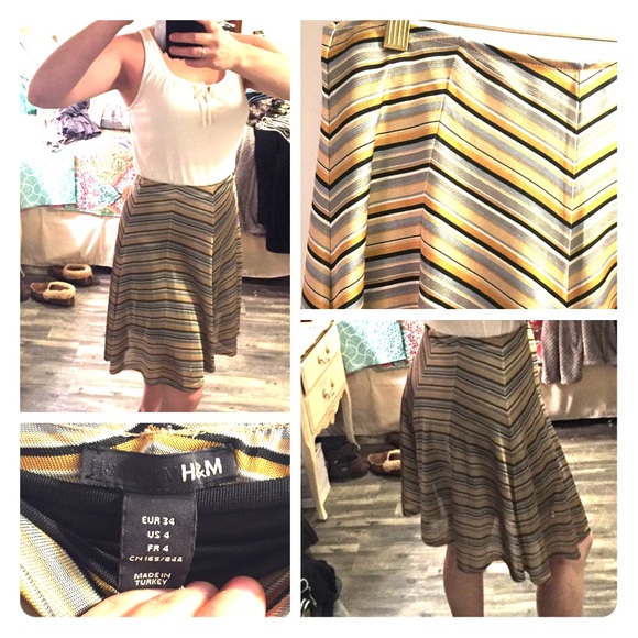 Silver/gold metallic chevron skirt - Picture 1 of 1