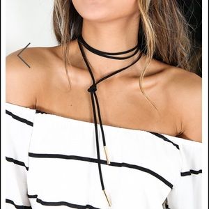 First take choker in black