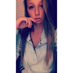 Meet your Posher, Alyssa