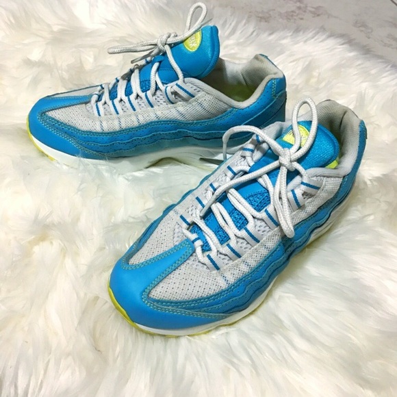 Nike Shoes - Air Max '95