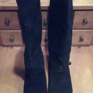 Steve Madden Black Suede Boots