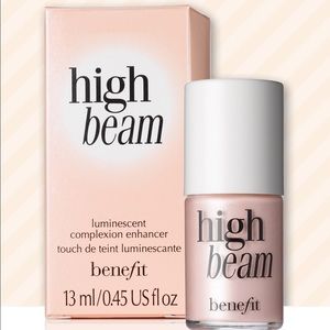 Benefit high beam liquid highlighter