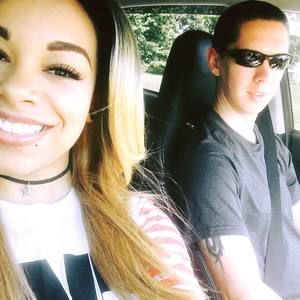 Meet your Posher, Kendall