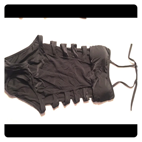 One piece bathing suit