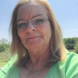 Meet your Posher, Christine