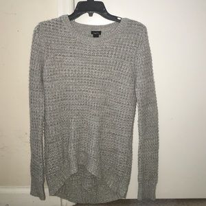 Gray ribbed sweater