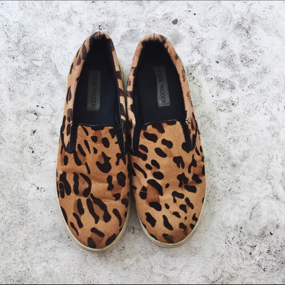 Steve Madden Leopard Slip-ons