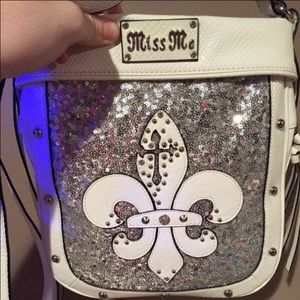 MISS ME CROSSBODY PURSE