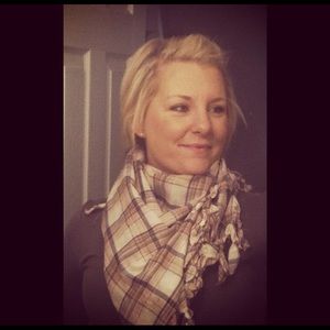 Meet your Posher, Floranda