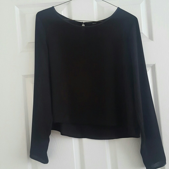 I am selling two of the same tops/ blouse