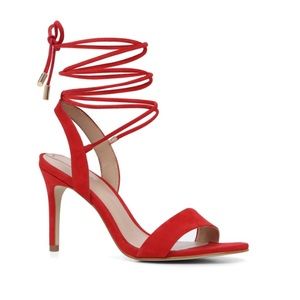 Sexy true red heels (only worn once)