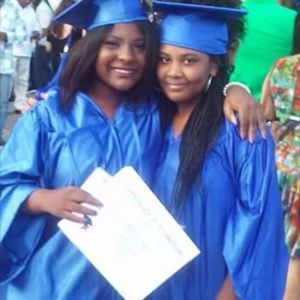 Meet your Posher, Rena