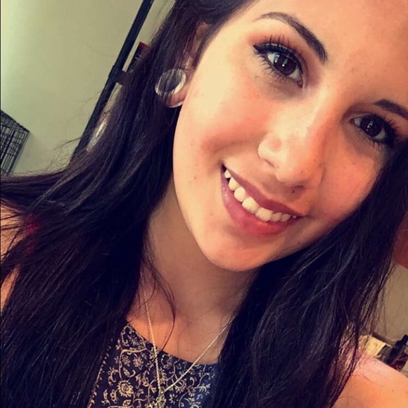 Meet your Posher, Teresa