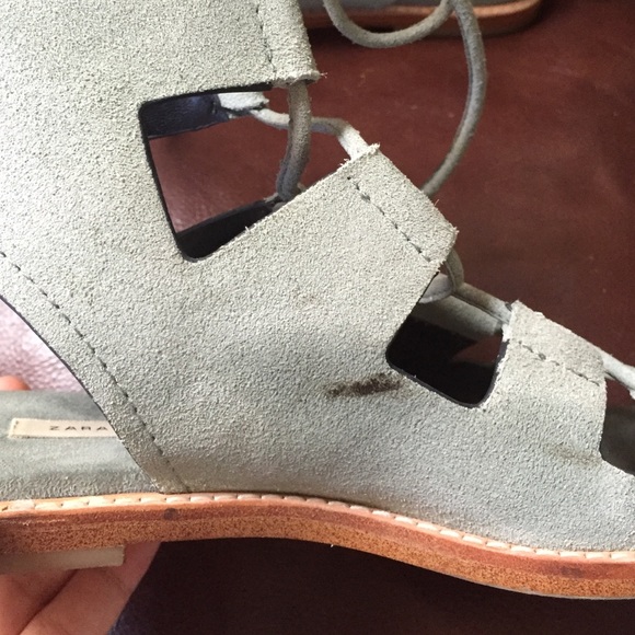 HP (6/20) 🎉 Zara Suede Gladiator Sandals - Picture 3 of 4