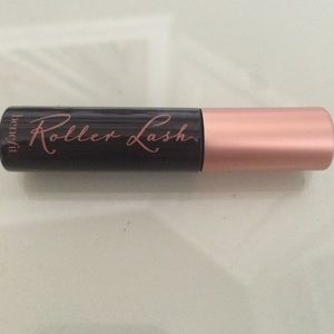 Benefit's Roller Lash Mascara