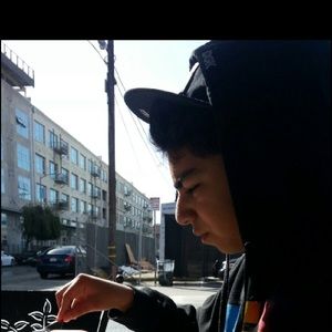 Meet your Posher, Manuel