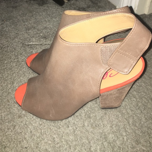Charley Amar Pharroh Sandal