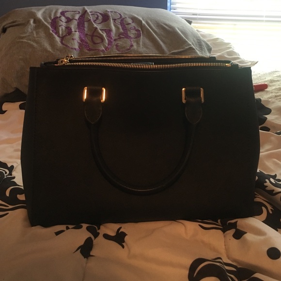 Michael Kors Medium Saffiano Leather Satchel Black - Picture 4 of 4