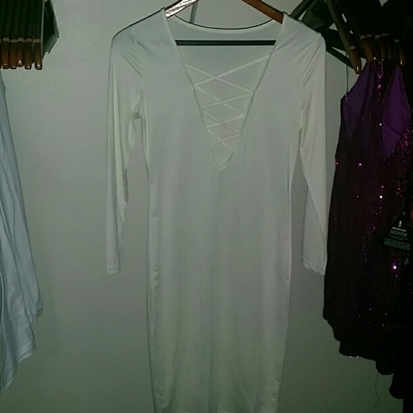 TAKE THE PLUNGE BODYCON DRESS Vanilla - Picture 3 of 3