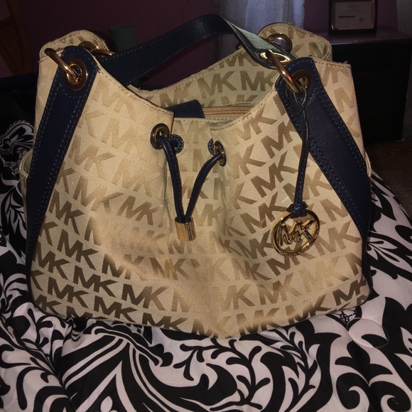SALE Michael Kors bag LUDLOW