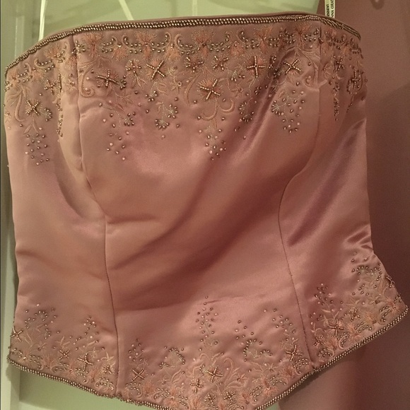 2 piece mauve formal dress. Size 4 brand new - Picture 2 of 4