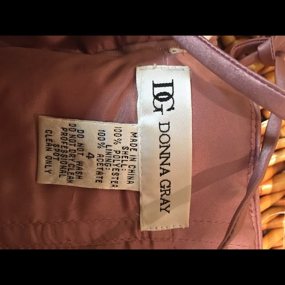 2 piece mauve formal dress. Size 4 brand new - Picture 4 of 4