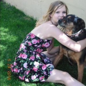 Meet your Posher, Chloe