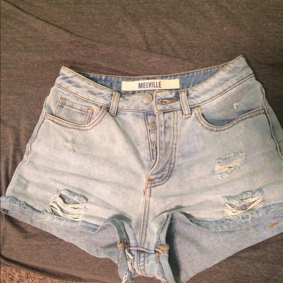 Brandy Melville shorts