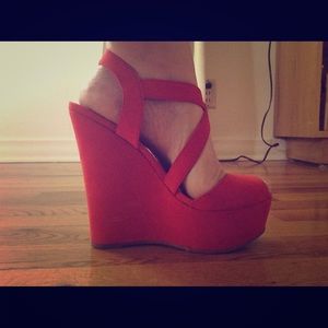 Topshop Office London orangey-red Wedges 7.5