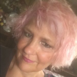 Meet your Posher, Cyndi