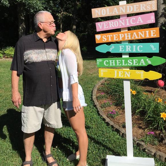 Meet your Posher, Jen