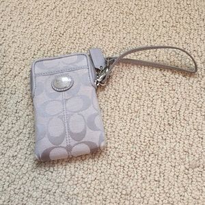 Wristlet