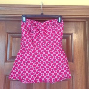 Flattering strapless top