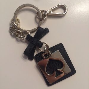 LIKE NEW KEY KATE SPADE KEYCHAIN