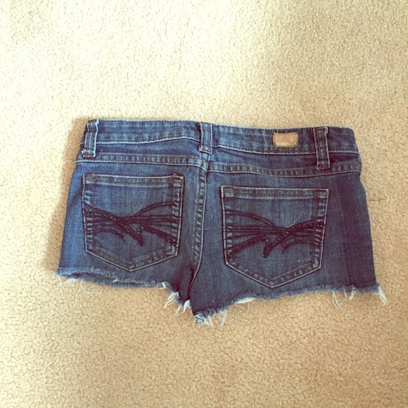 Refugee low rise shorts