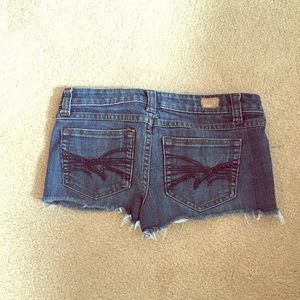 Refugee low rise shorts