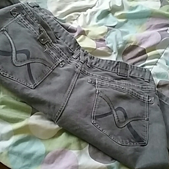 Men shorts - Picture 2 of 2