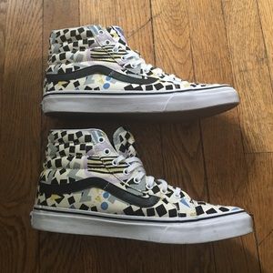 'Sk8-Hi' Slim Vans hi-top sneaker. worn once. 8.5