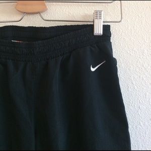 Nike windbreaker pants