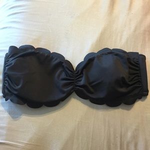 VS Pink scallop bikini top